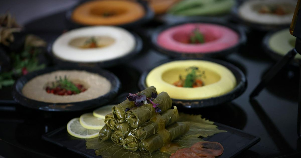 Cashback at Arabic Restaurants in Dubai: Mezze, Grills and Big Savings